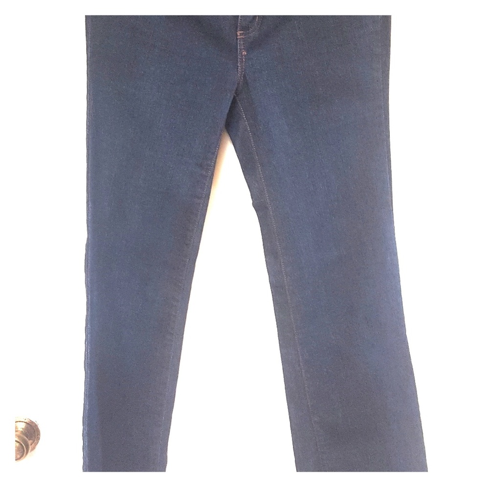 Women's Modern Bootcut Jeans